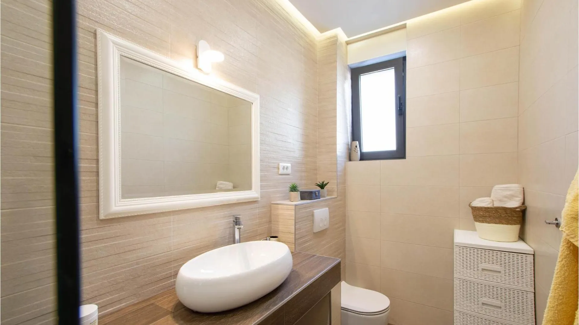 Nice Home In Kastel Kambelovac With Kitchen Kastela Holiday home